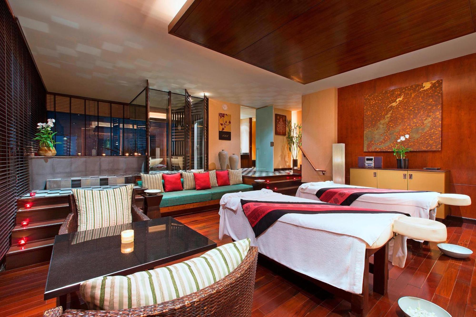 The Westin Grande Sukhumvit, होटल