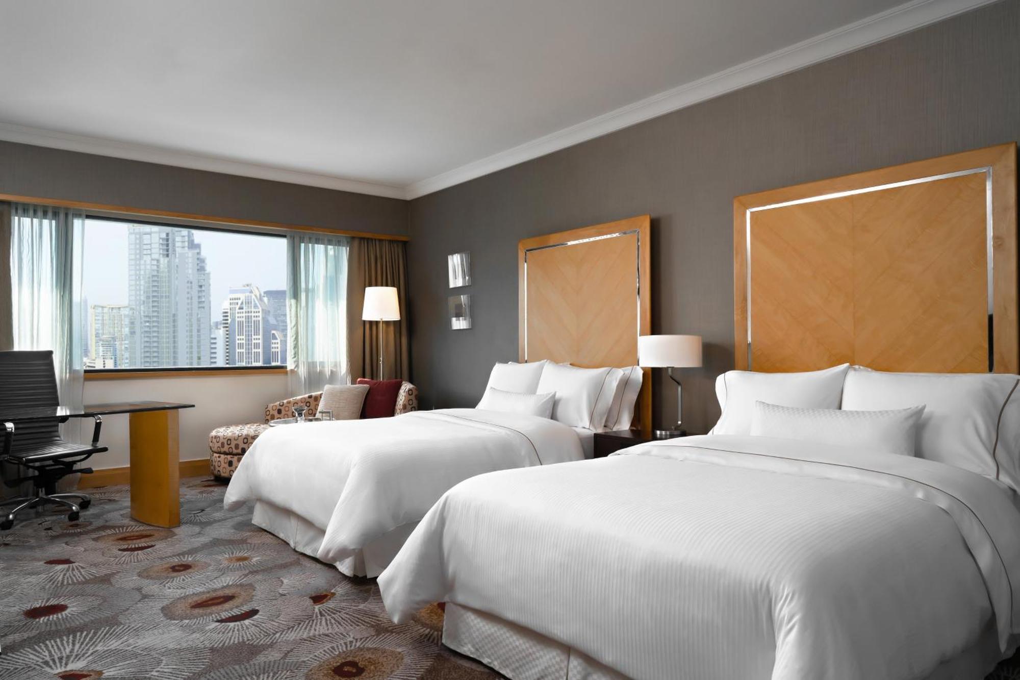 होटल The Westin Grande Sukhumvit, 5*