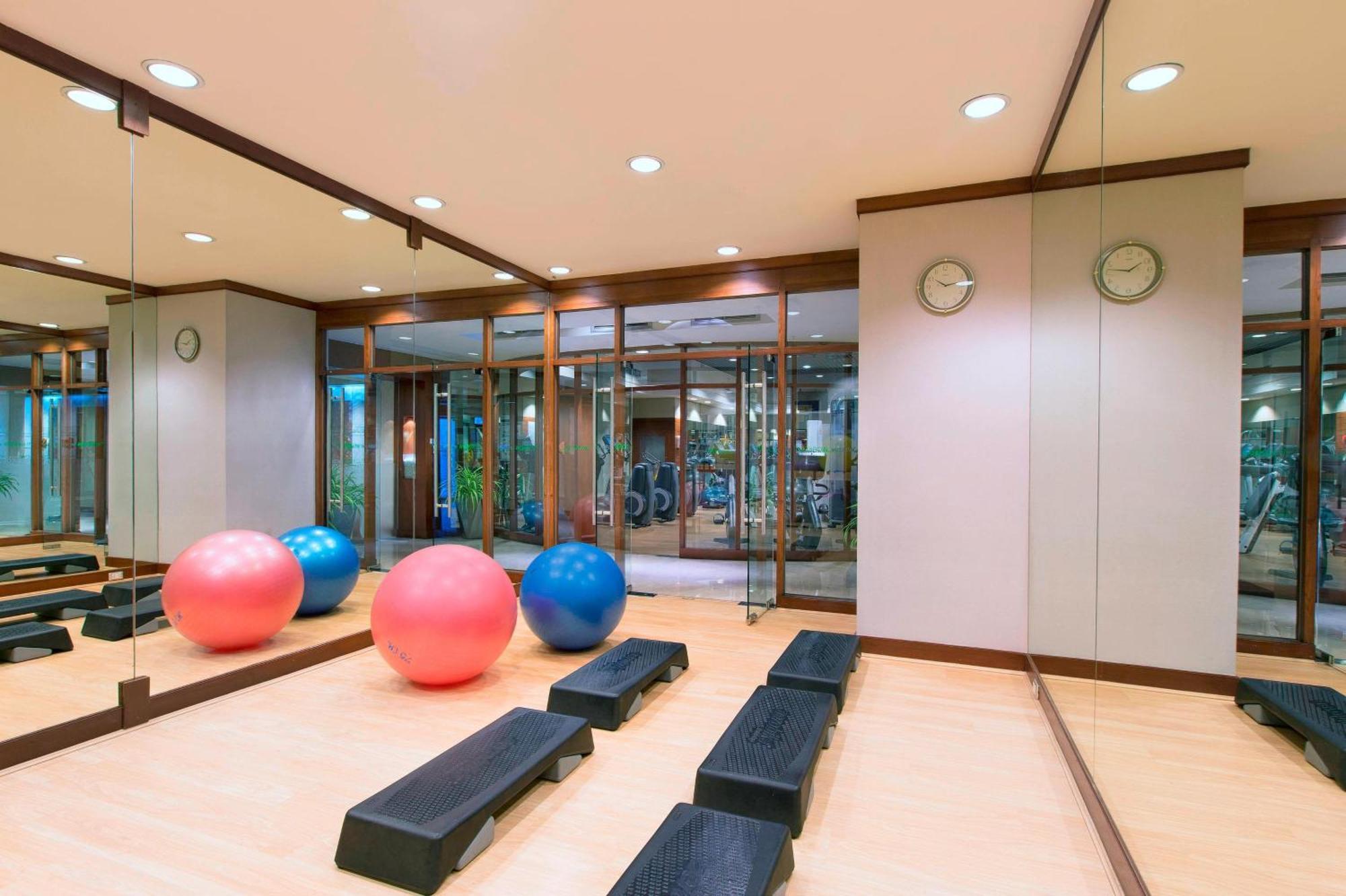 होटल The Westin Grande Sukhumvit,